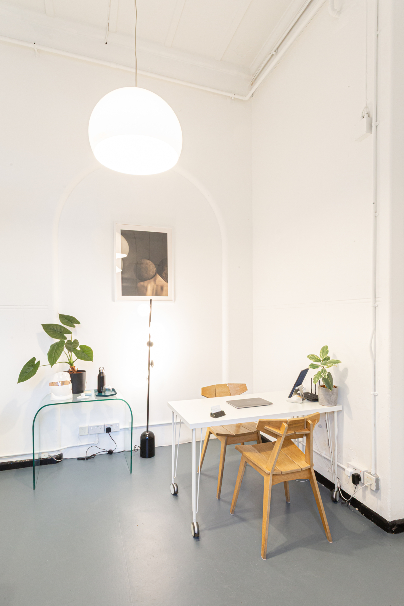 Marco's light and airy studio situated in Shoreditch, London where he conducts his consultations